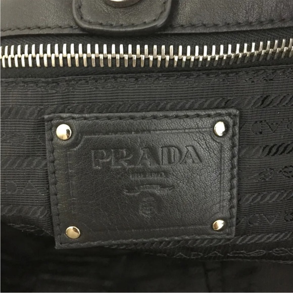 Prada Hand Bag, Black Leather Logo Shoulder Bag - Picture 6 of 9